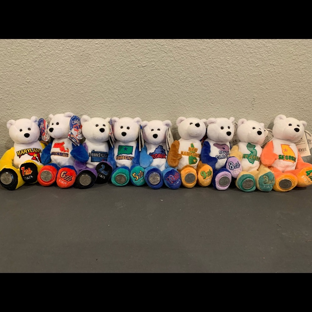 All 10 Collectable State Coin bears from 1999 with Coin..